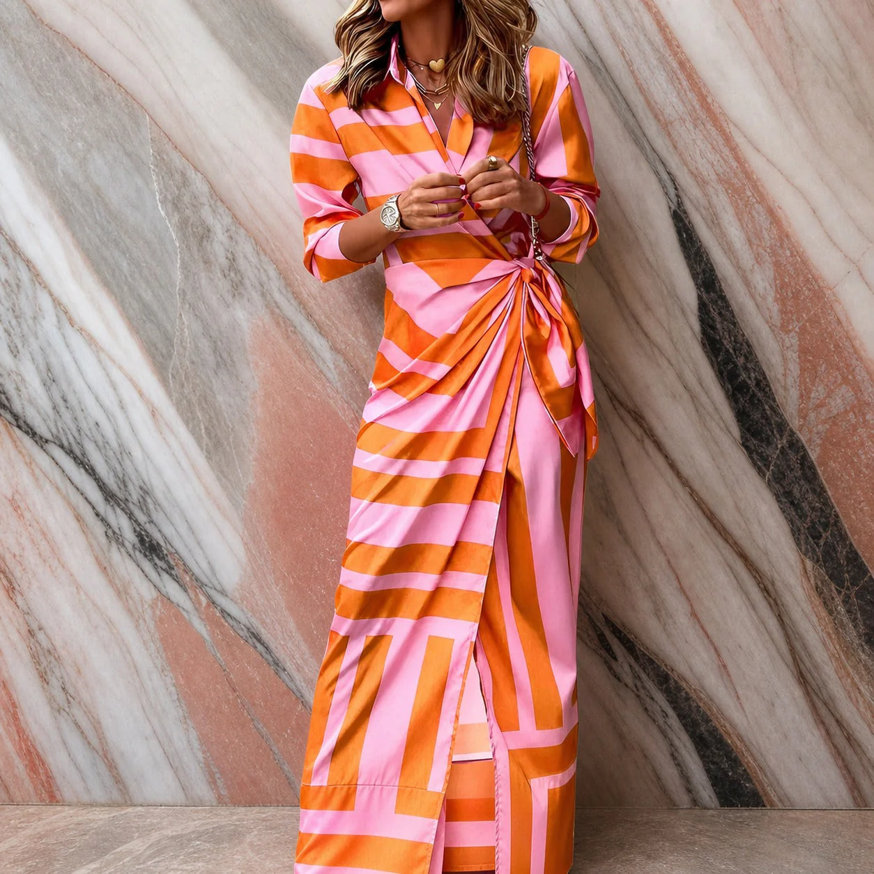 Aliza - Robe Élégante à Motif Rayé - Image 2