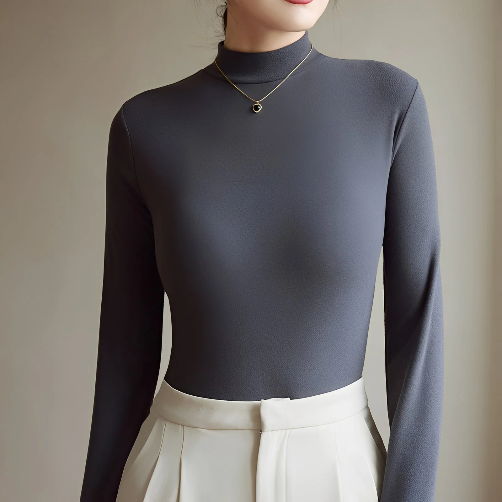 Antonette - Haut sophistiqué à col roulé - Image 4
