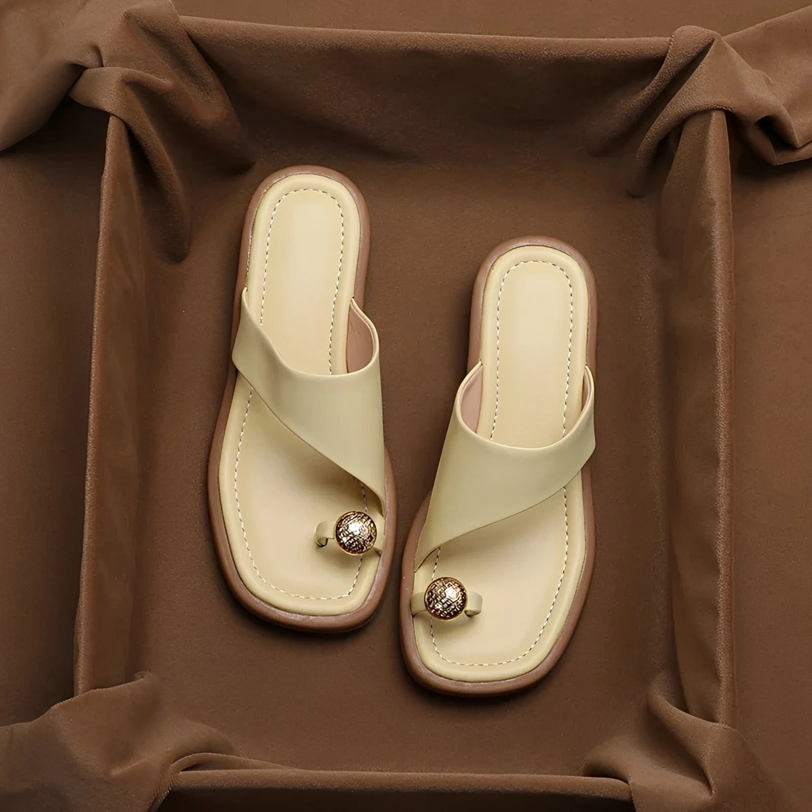 Deanna - Mules Élégantes à Boucle - Image 4