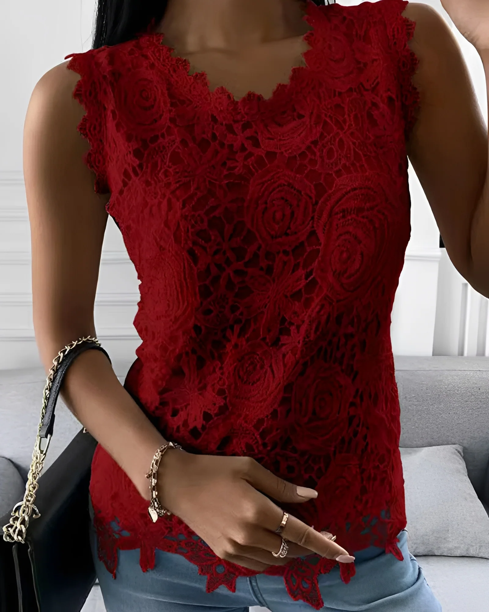 Ebrill - Haut élégant à col rond - Image 4
