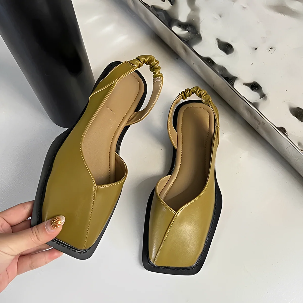 Eileen - Chaussures Élégantes à Bout Carré - Image 2