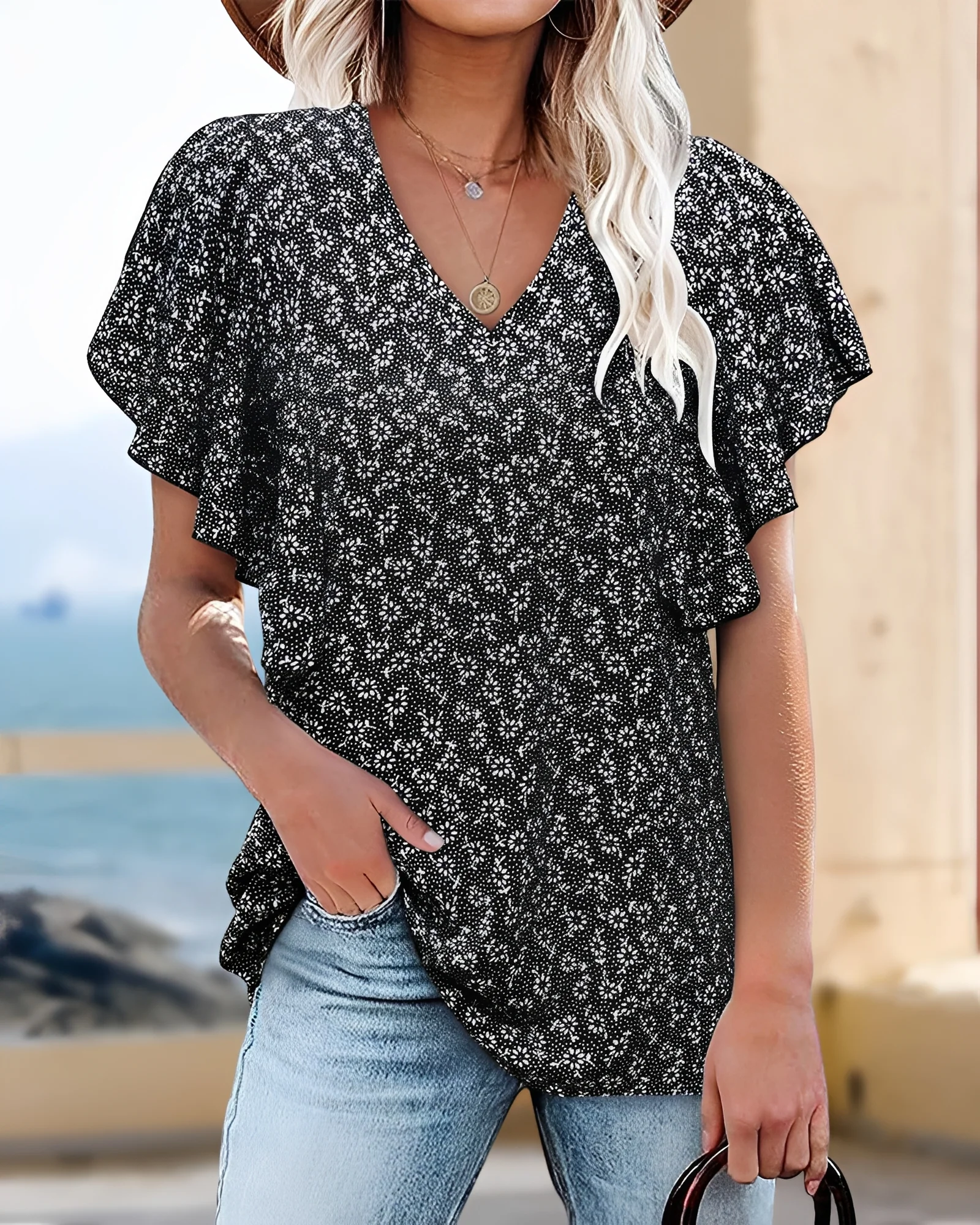 Eleri - Blouse élégante à col en V - Image 3
