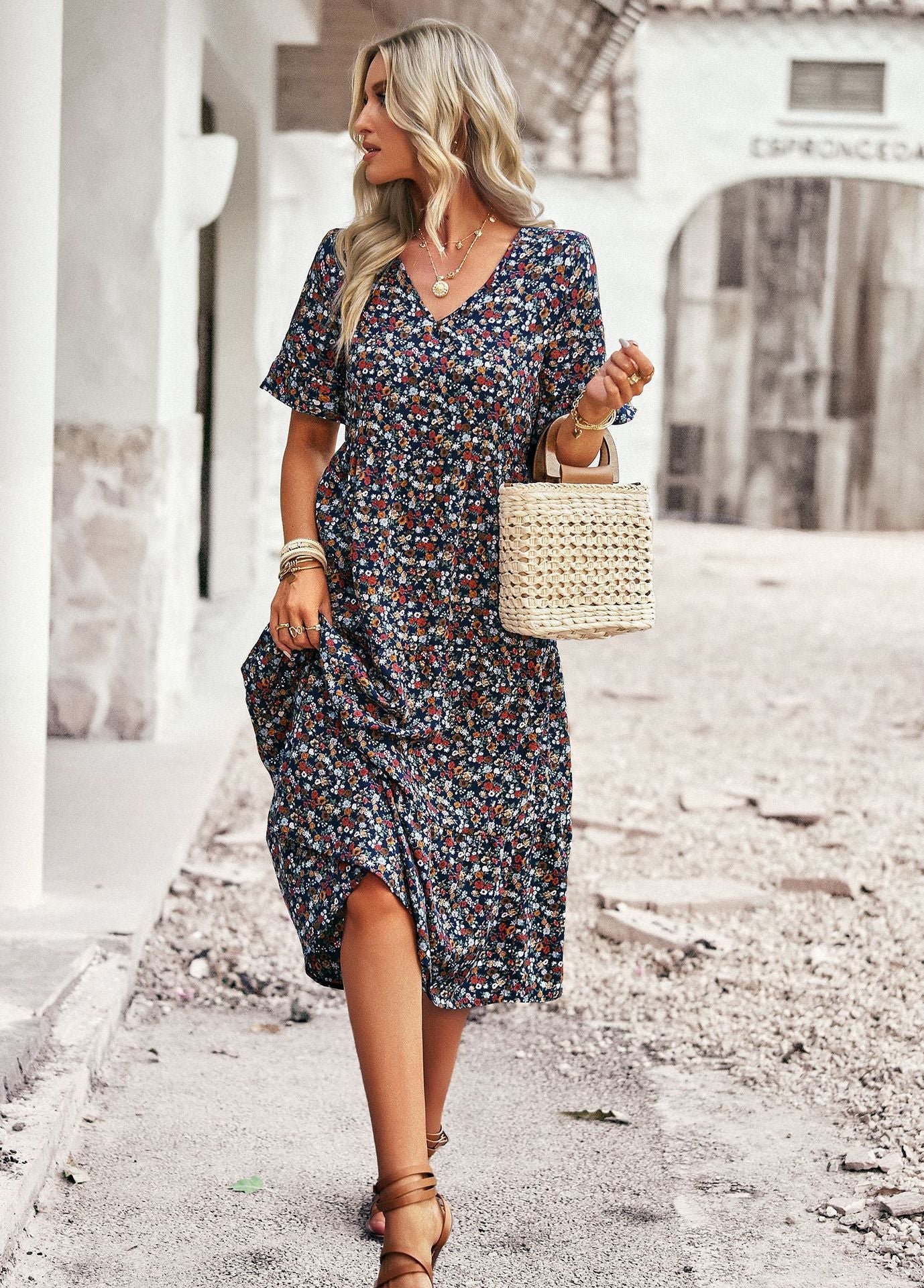 Karly - Robe midi confortable avec imprimé floral pour femmes - Image 4