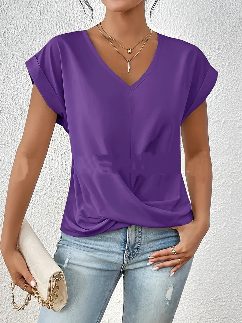 Lucie – T-shirt à col en V pour femmes – pour tous les jours - Image 6