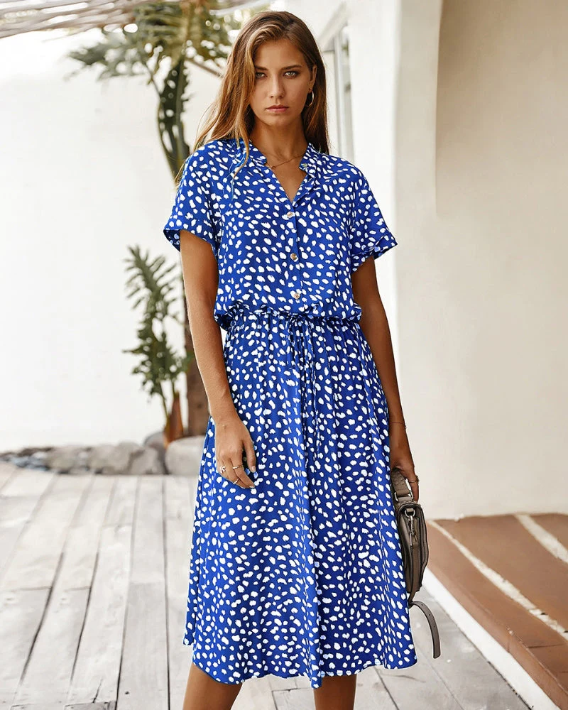 Molly - Robe courte chic à manches courtes avec col pour femmes - Image 3