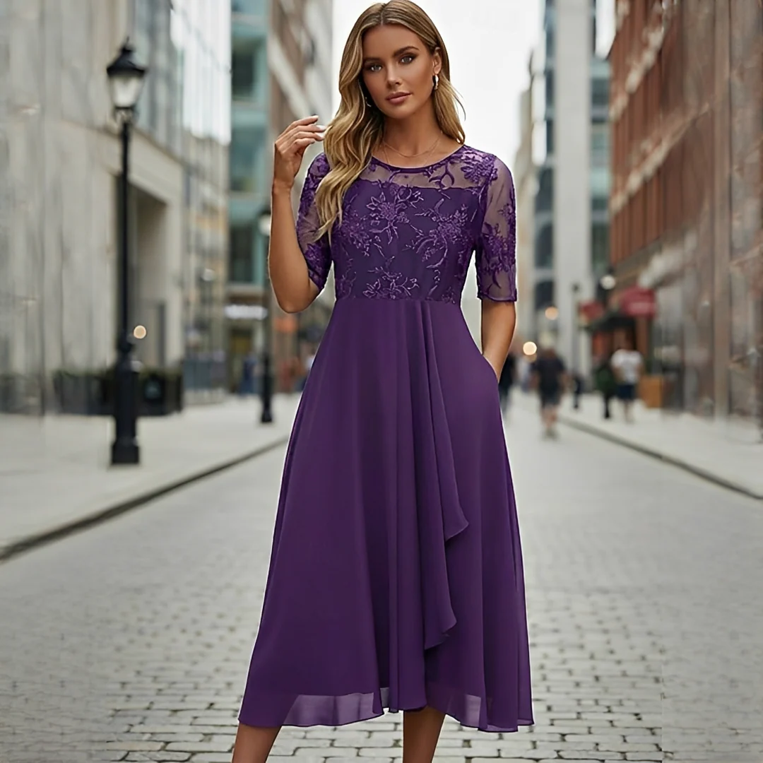 Victoria - Robe Élégante avec Dentelle Découpée - Image 3